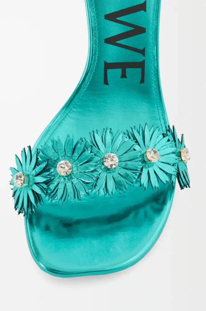 Petal Flower sandal in calfskin and crystals Turquoise