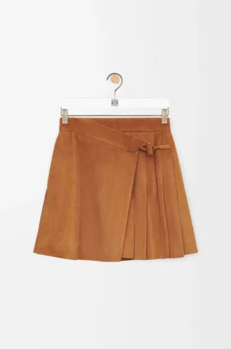 Pleated mini skirt in suede lambskin Toffee