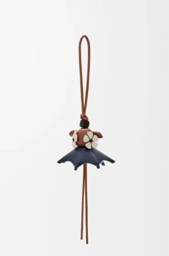 Plumeria Puzz charm Tan/Black