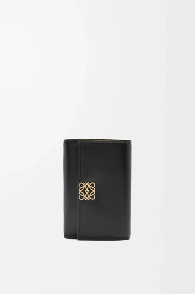 Puffer Anagram small vertical wallet in shiny nappa calfskin Black Puffer Anagram small vertical wallet in shiny nappa calfskin Black