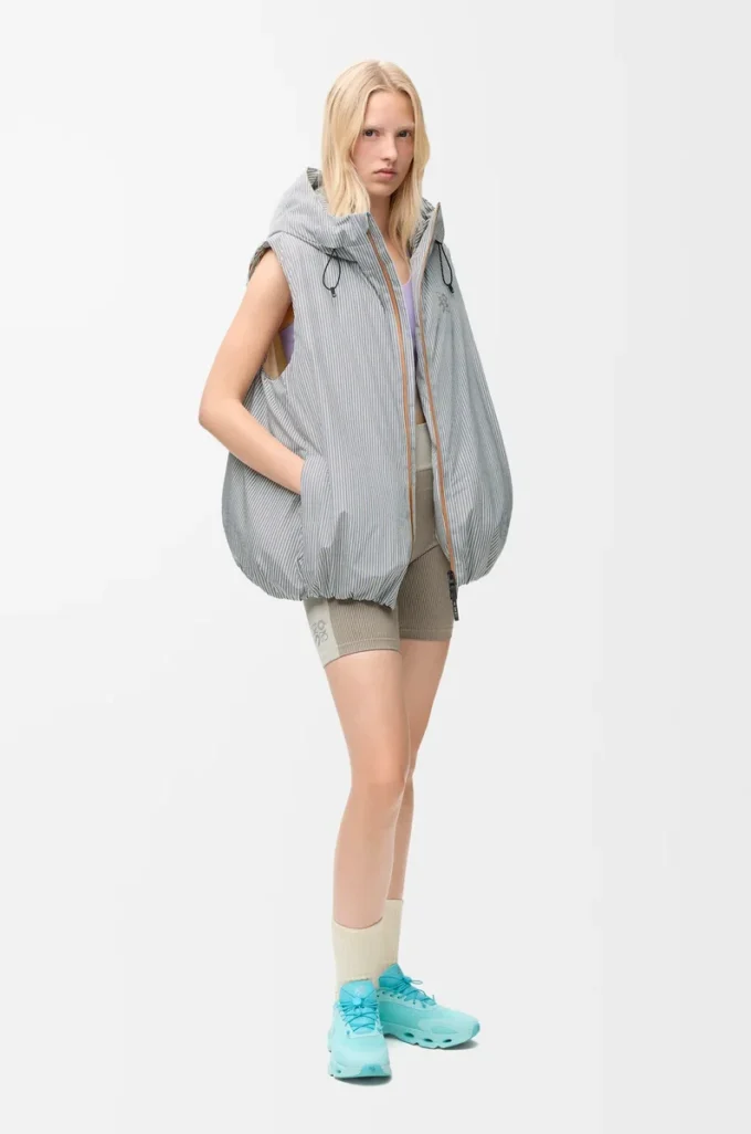 Puffer vest in technical shell Beige/Blue Puffer vest in technical shell Beige/Blue
