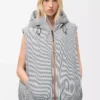 Puffer vest in technical shell Beige/Blue Puffer vest in technical shell Beige/Blue