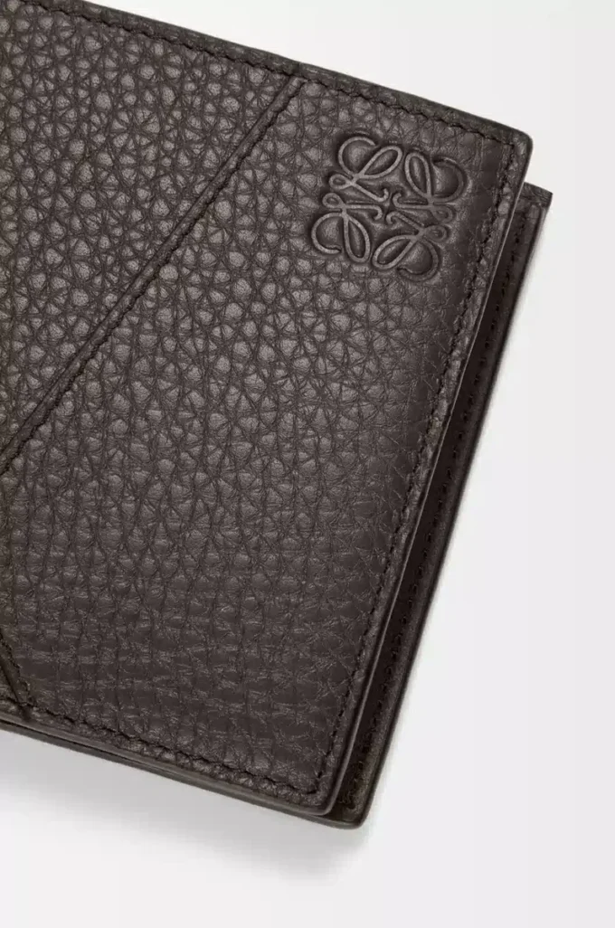 Puzzle bifold coin wallet in supple grained calfskin Dark Grey