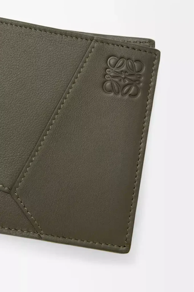 Puzzle bifold wallet in classic calfskin Dark Khaki Puzzle bifold wallet in classic calfskin Dark Khaki