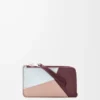 Puzzle coin cardholder in classic calfskin Frozen/Dark Burgundy Puzzle coin cardholder in classic calfskin Frozen/Dark Burgundy