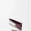 Puzzle coin cardholder in classic calfskin Frozen/Dark Burgundy Puzzle coin cardholder in classic calfskin Frozen/Dark Burgundy