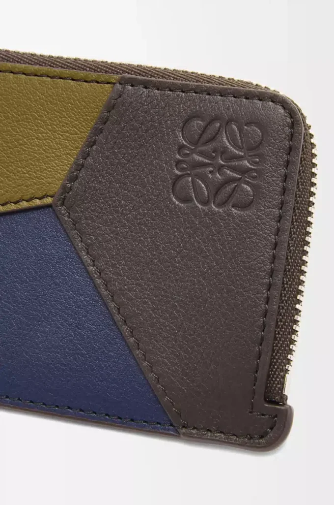 Puzzle coin cardholder in classic calfskin Olive/Dark Brown