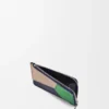 Puzzle coin cardholder in classic calfskin Sand/Tropical Green Puzzle coin cardholder in classic calfskin Sand/Tropical Green