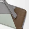 Puzzle coin cardholder in classic calfskin Winter Brown/Ash Grey Puzzle coin cardholder in classic calfskin Winter Brown/Ash Grey