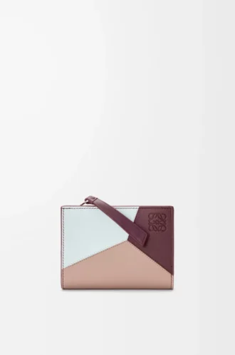 Puzzle compact wallet in classic calfskin Frozen/Dark Burgundy