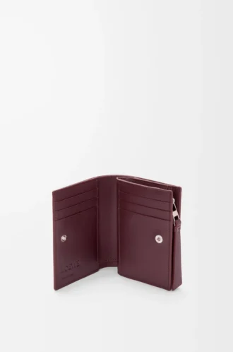 Puzzle compact wallet in classic calfskin Frozen/Dark Burgundy