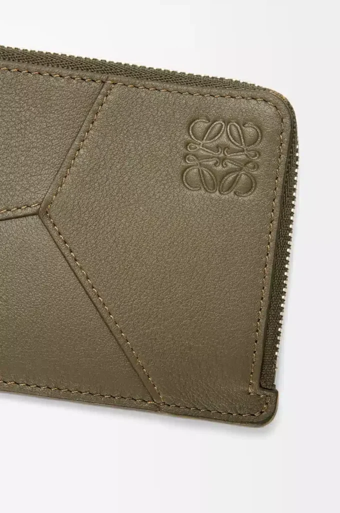 Puzzle long coin cardholder in classic calfskin Dark Khaki Puzzle long coin cardholder in classic calfskin Dark Khaki