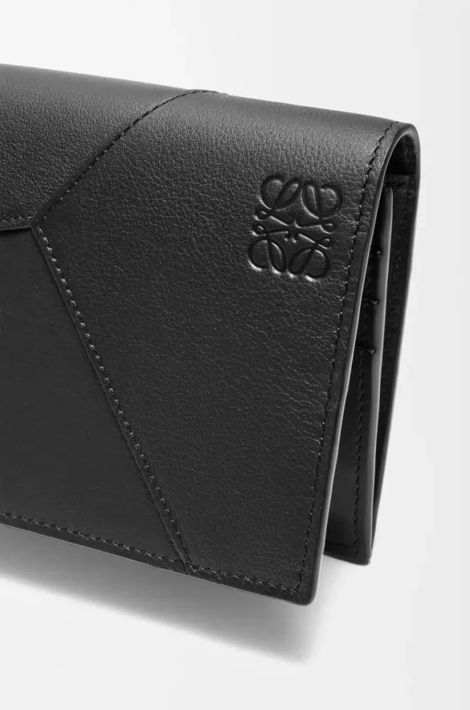 Puzzle long horizontal wallet in classic calfskin Black Puzzle long horizontal wallet in classic calfskin Black