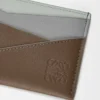 Puzzle plain cardholder in classic calfskin Winter Brown/Ash Grey Puzzle plain cardholder in classic calfskin Winter Brown/Ash Grey