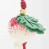 Radish charm in beaded felt Crimson/Soft White Radish charm in beaded felt Crimson/Soft White