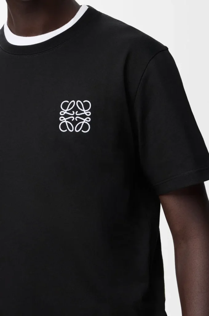 Regular fit T-shirt in cotton Black Regular fit T-shirt in cotton Black