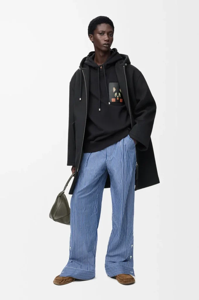 Relaxed fit hoodie in cotton Black Relaxed fit hoodie in cotton Black