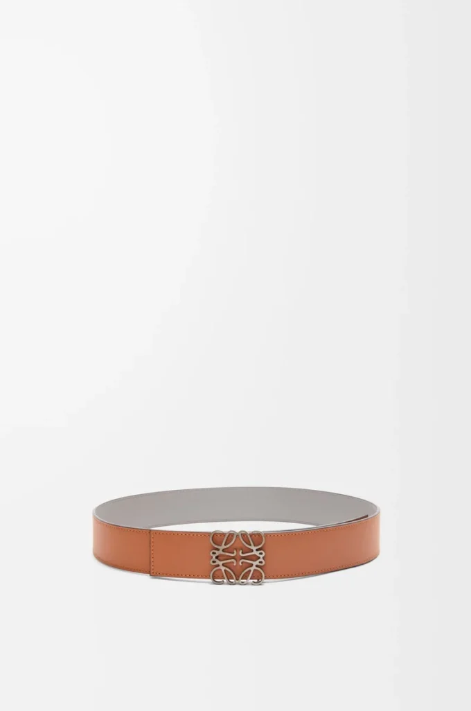 Reversible Anagram belt in smooth calfskin Tan/Asphalt Grey/Pewter Reversible Anagram belt in smooth calfskin Tan/Asphalt Grey/Pewter