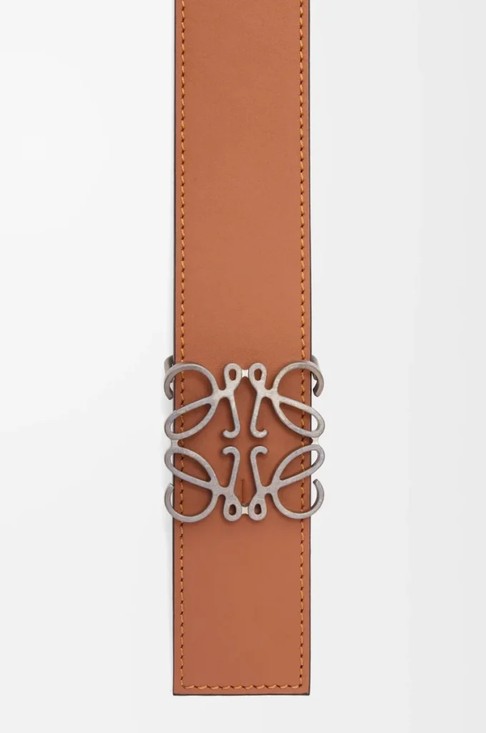 Reversible Anagram belt in smooth calfskin Tan/Asphalt Grey/Pewter Reversible Anagram belt in smooth calfskin Tan/Asphalt Grey/Pewter