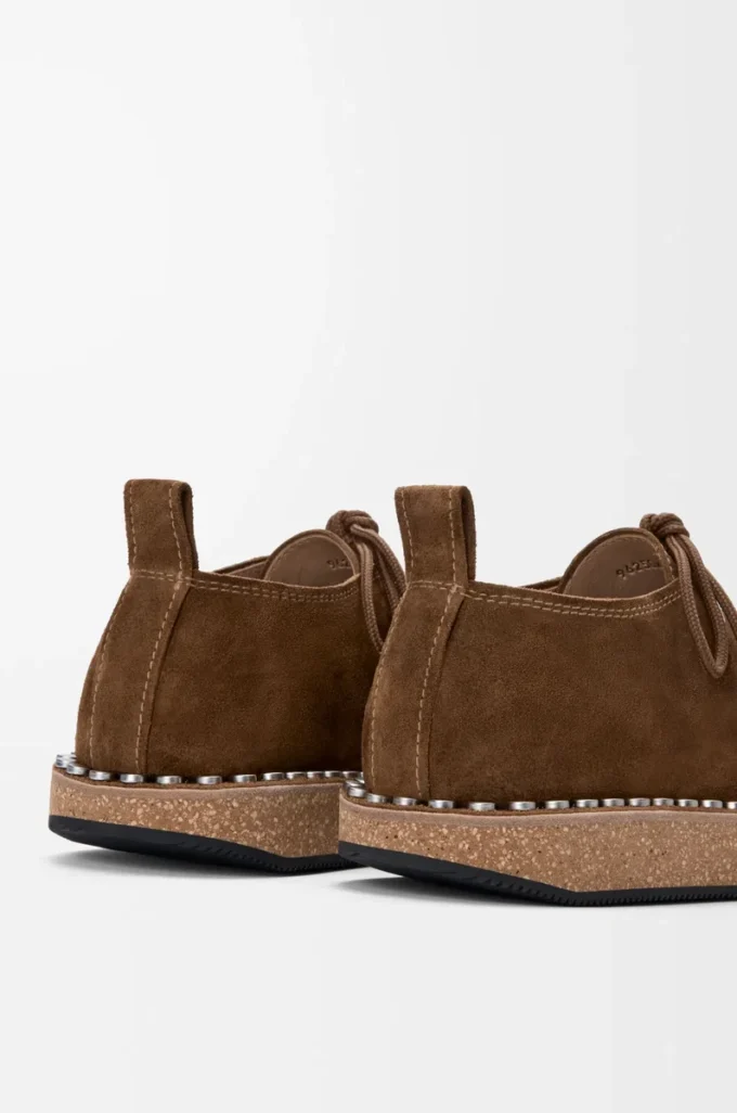 Rivet lace-up in suede calfskin Brown Rivet lace-up in suede calfskin Brown