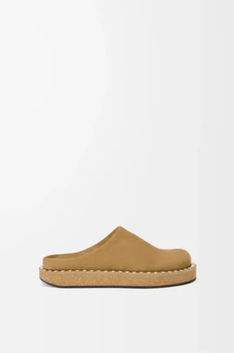 Rivet mule in calfskin suede Medium Tabacco