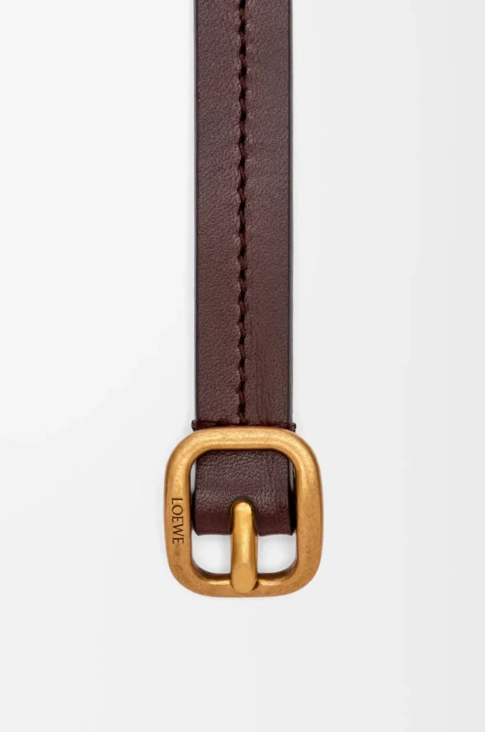 Rounded soft belt in classic calfskin Dark Brown Rounded soft belt in classic calfskin Dark Brown