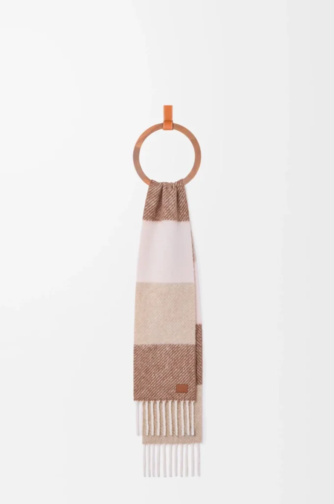 Scarf in alpaca and wool blend Mocha/Beige Scarf in alpaca and wool blend Mocha/Beige