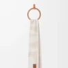 Scarf in cashmere Light Beige/Beige Scarf in cashmere Light Beige/Beige