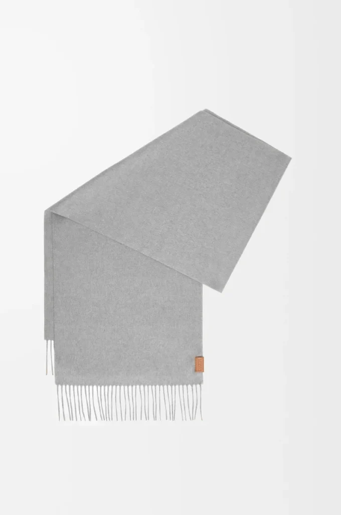 Scarf in cashmere Light Grey Scarf in cashmere Light Grey