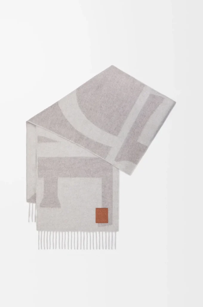 Scarf in cashmere Light Grey/Stone Scarf in cashmere Light Grey/Stone