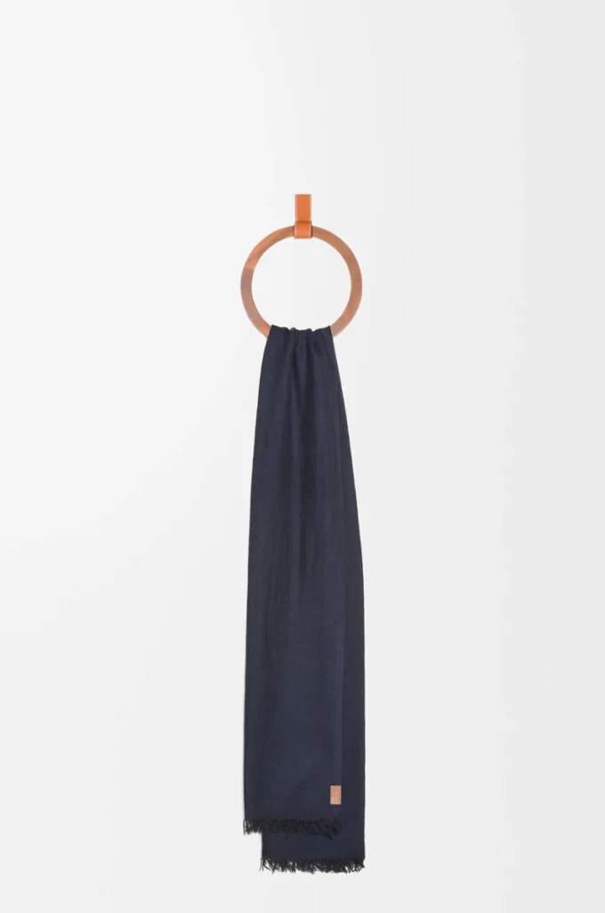 Scarf in cashmere Navy Blue Scarf in cashmere Navy Blue