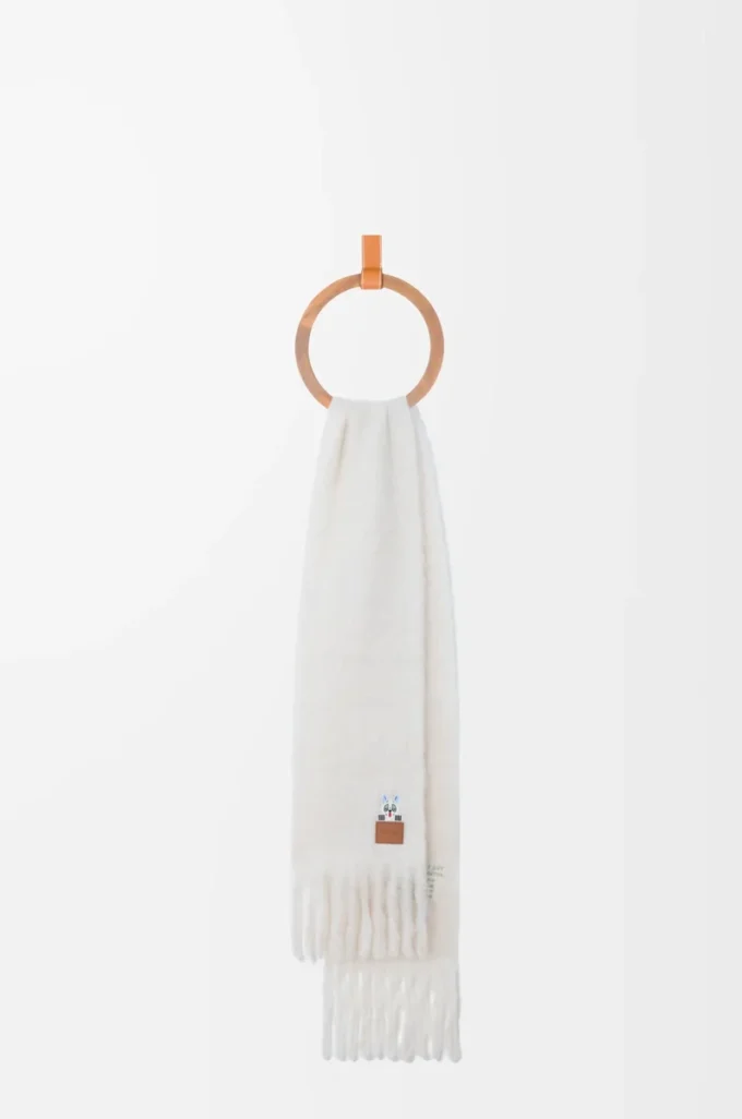 Scarf in mohair and wool blend White Scarf in mohair and wool blend White