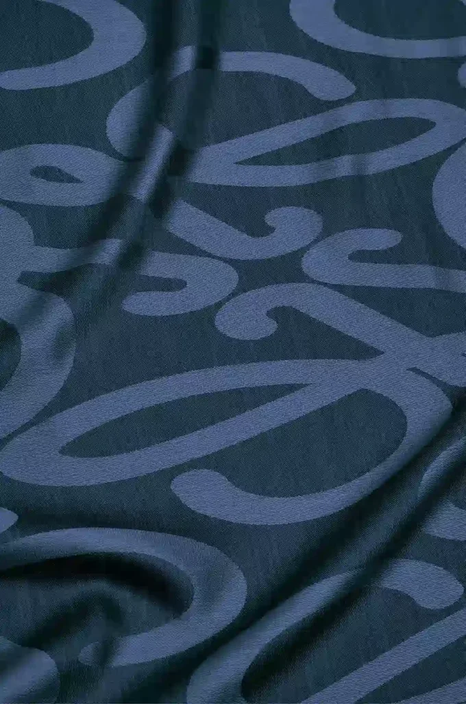 Scarf in silk and wool Navy Blue