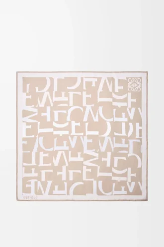 Scarf in silk Light Beige/Beige