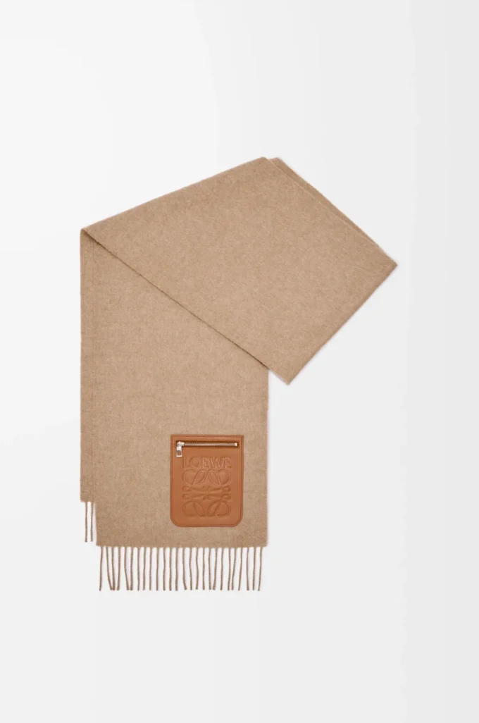 Scarf in wool and cashmere Beige Scarf in wool and cashmere Beige