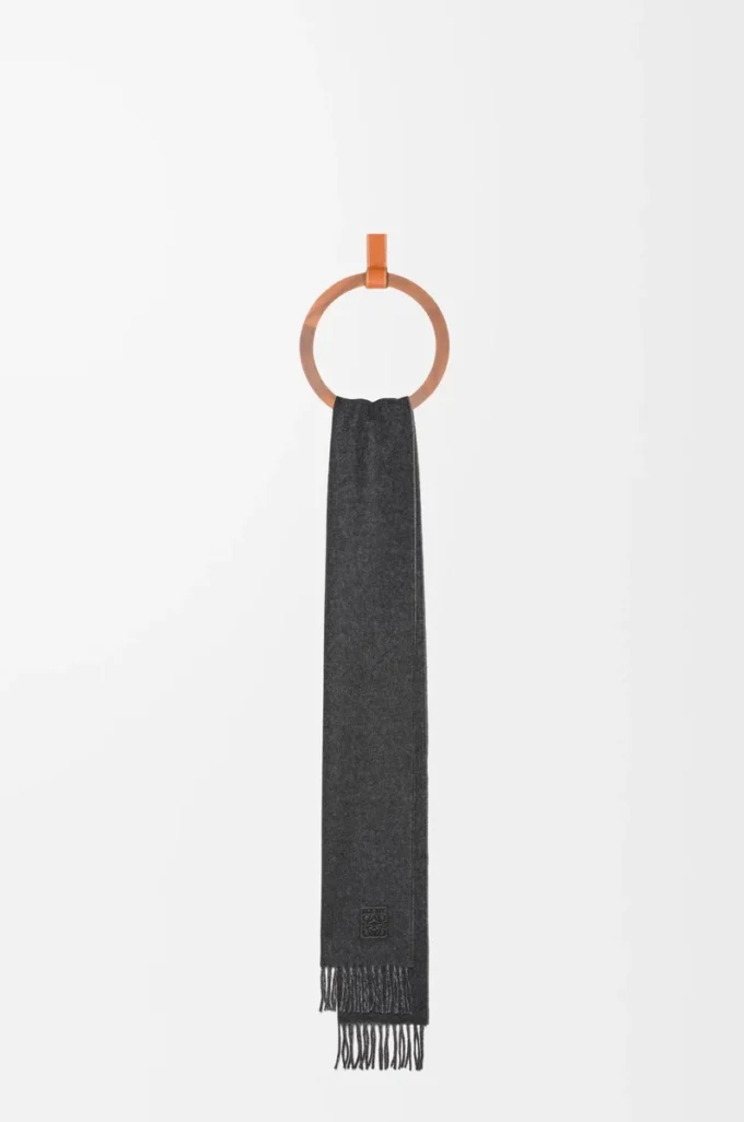 Scarf in wool and cashmere Black/Grey Scarf in wool and cashmere Black/Grey
