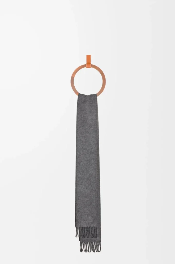 Scarf in wool and cashmere Black/Grey Scarf in wool and cashmere Black/Grey