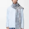Scarf in wool and cashmere Blue/White Scarf in wool and cashmere Blue/White