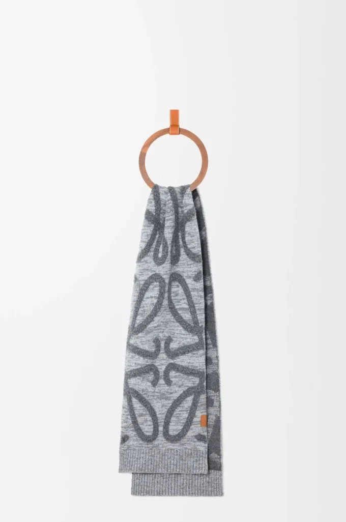 Scarf in wool and cashmere Grey Melange Scarf in wool and cashmere Grey Melange