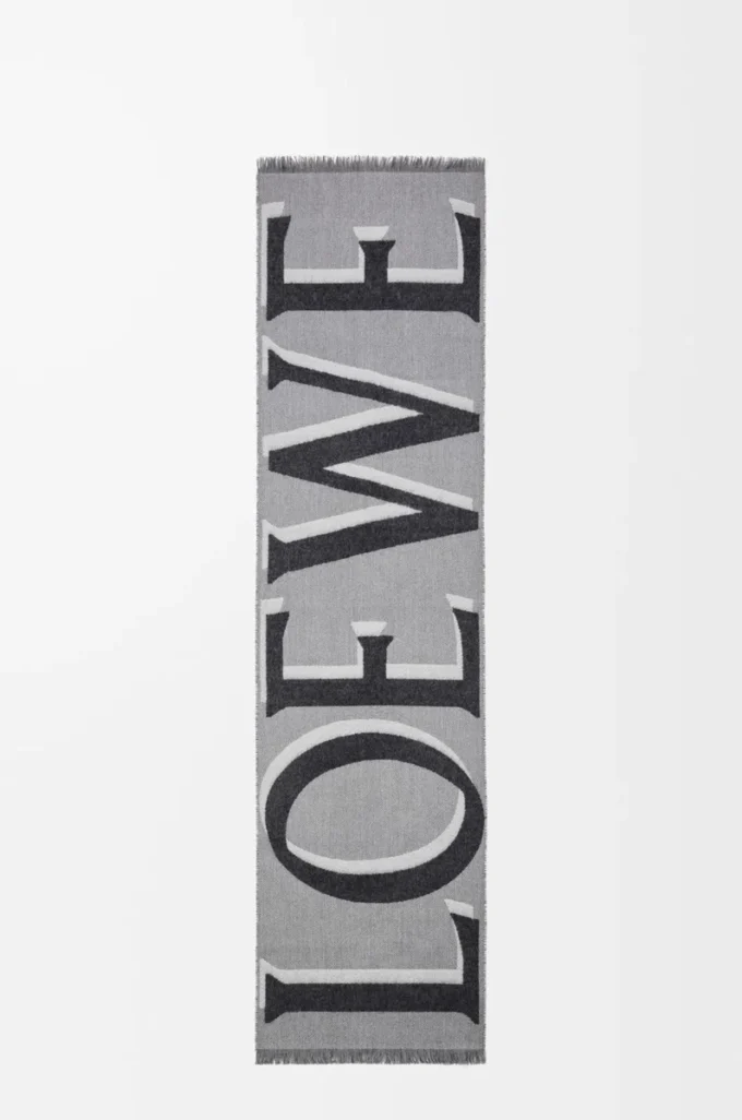 Scarf in wool and cashmere Light Grey/Grey Scarf in wool and cashmere Light Grey/Grey
