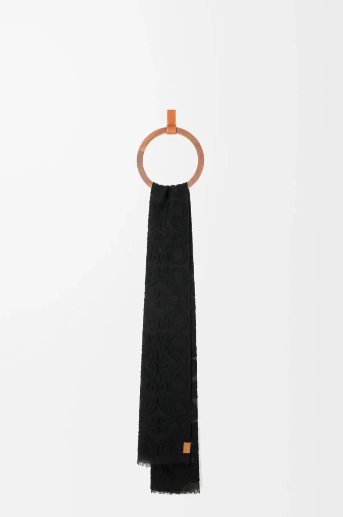 Scarf in wool and silk Black Scarf in wool and silk Black