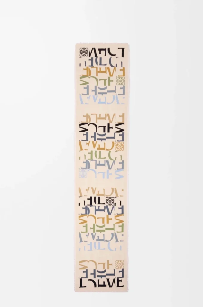 Scarf in wool, silk and cashmere blend Multicolor/Caramel Scarf in wool, silk and cashmere blend Multicolor/Caramel