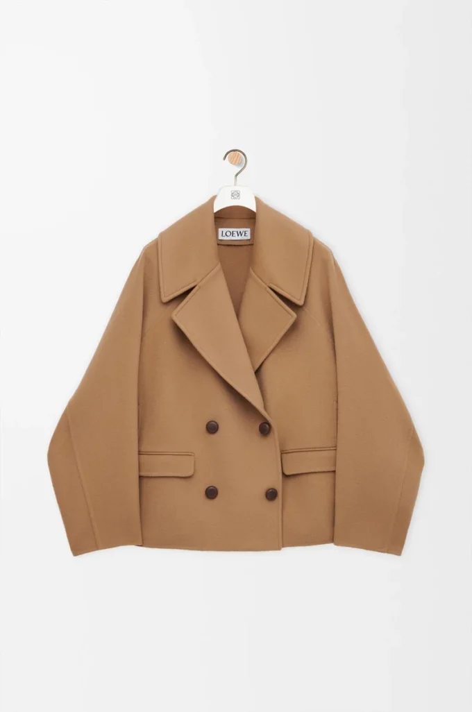 Short coat in wool Camel