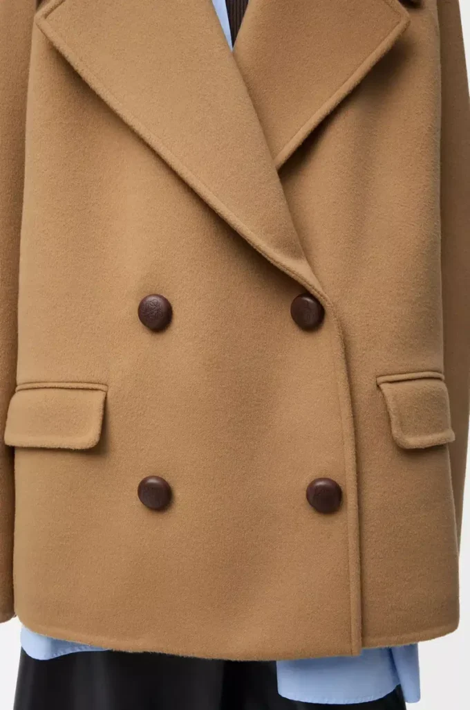 Short coat in wool Camel