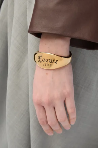 Signet cuff in sterling silver Gold
