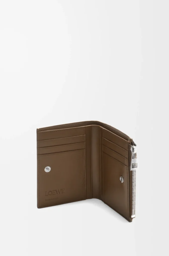 Slim compact wallet in deerskin Tundra