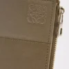 Slim compact wallet in shiny calfskin	Dark Khaki Green/Khaki Green