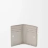 Slim compact walllet in textured classic calfskin Shell Grey Slim compact walllet in textured classic calfskin Shell Grey