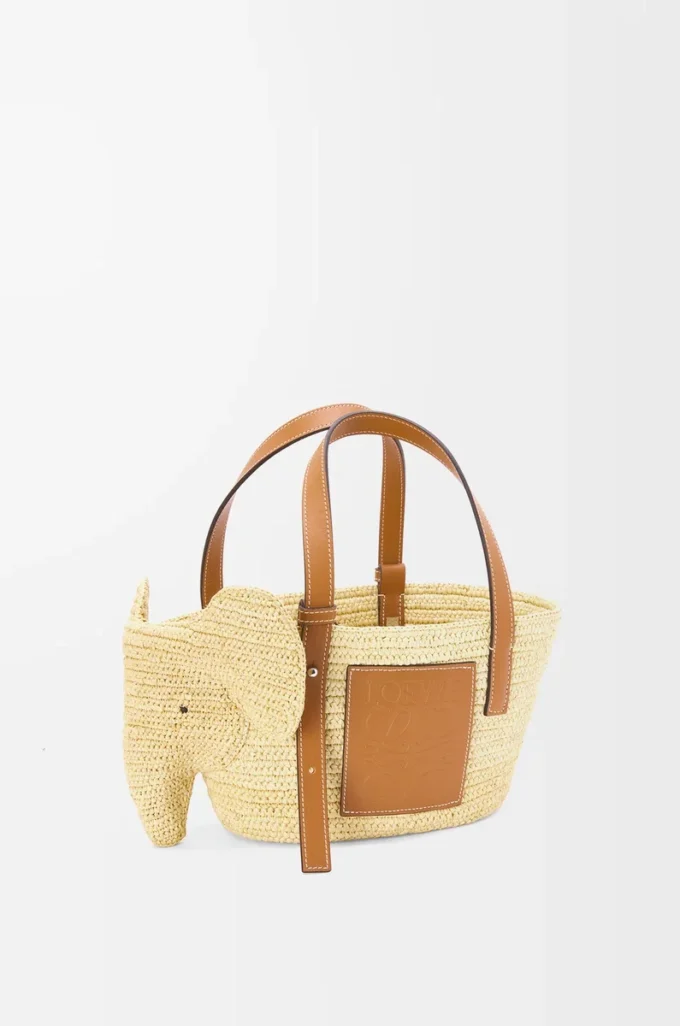Small Elephant basket in raffia and calfskin Natural/Tan Small Elephant basket in raffia and calfskin Natural/Tan