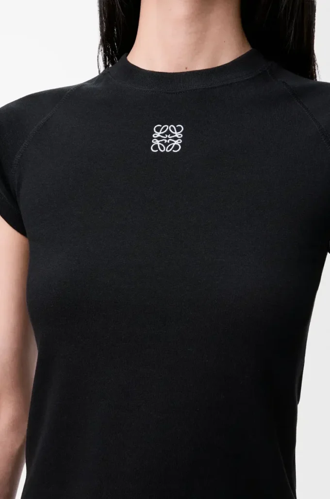 Small fit T-shirt in cotton blend Black Small fit T-shirt in cotton blend Black